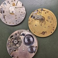 Lot de 3 anciens mouvement de montre de poche