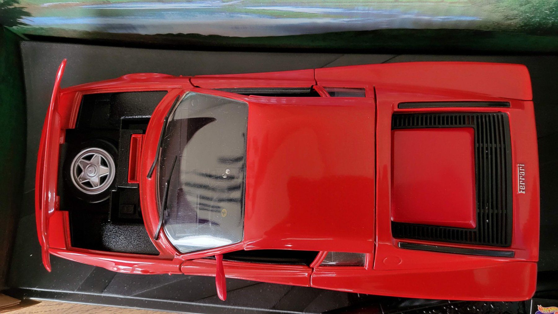 Hot Wheels Modellini d'auto: Ferrari Testarossa 1984 1:18 HotWheels – Usato da Rothrist venduto da Juana5 5