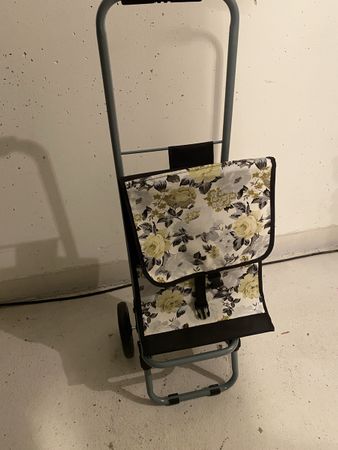 Einkaufstrolley faltbar mit Tasche Blumenmuster schwarz grau