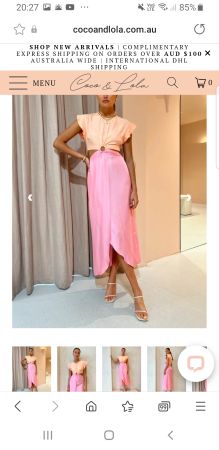 NEU: Wunderschönes Kleid von Suboo mit Cut-outs