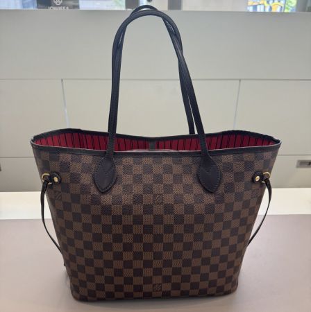 Louis Vuitton Neverfull