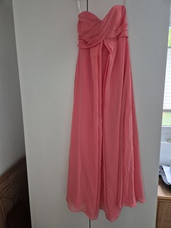 Abendkleid trägerlos lang koralle Grösse M gut erhalten