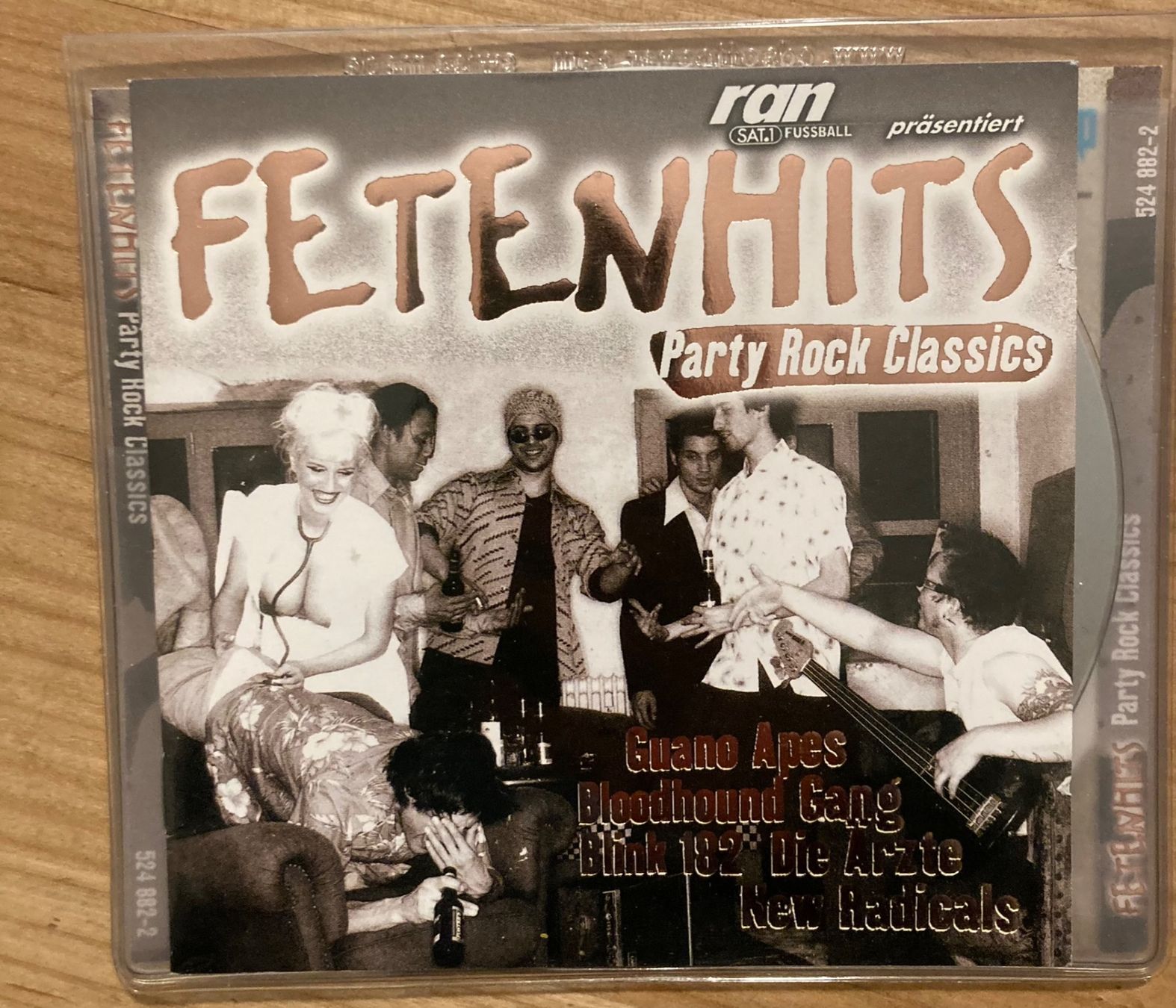 CD: 2 CDs: Feten Hits Party Rock Classics – Usato da Basel venduto da AufeinenBlick
