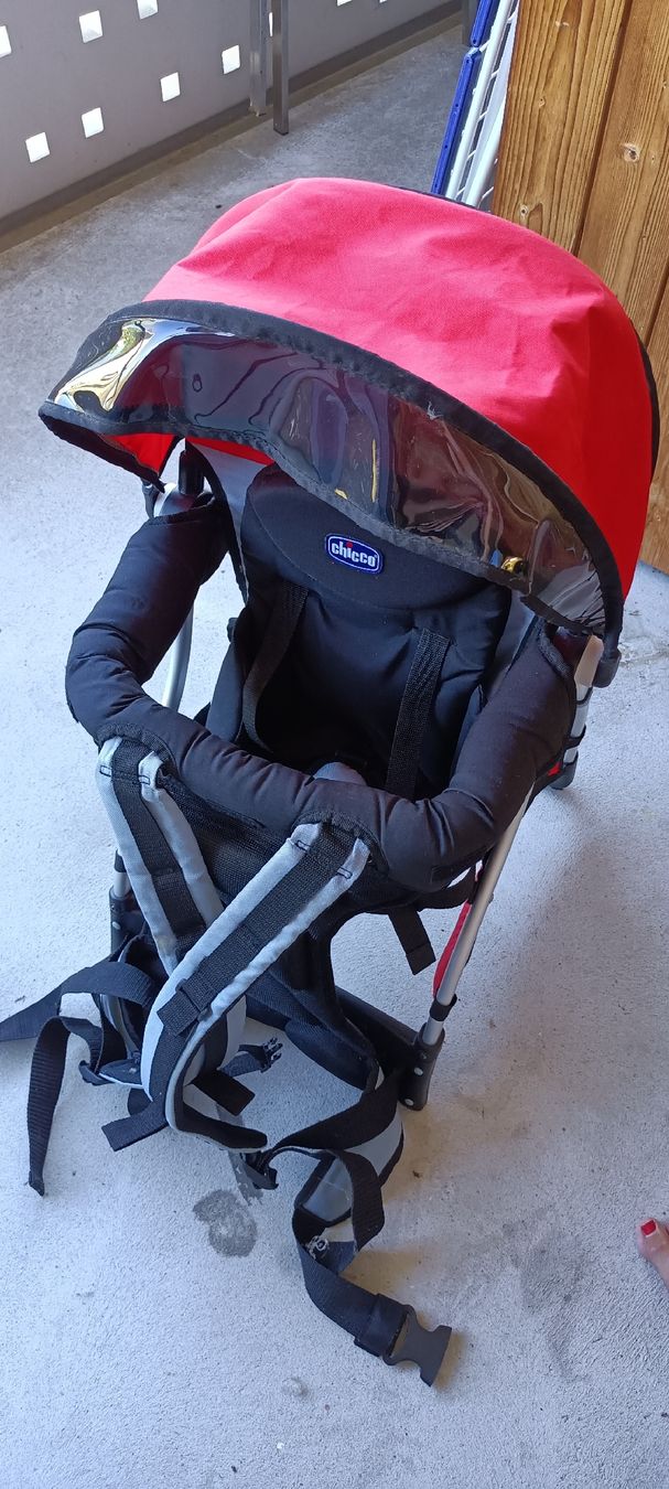 Chicco Marsupi portabebè: Chicco Trage Rucksack – Usato da Uster venduto da oepfelchuechli