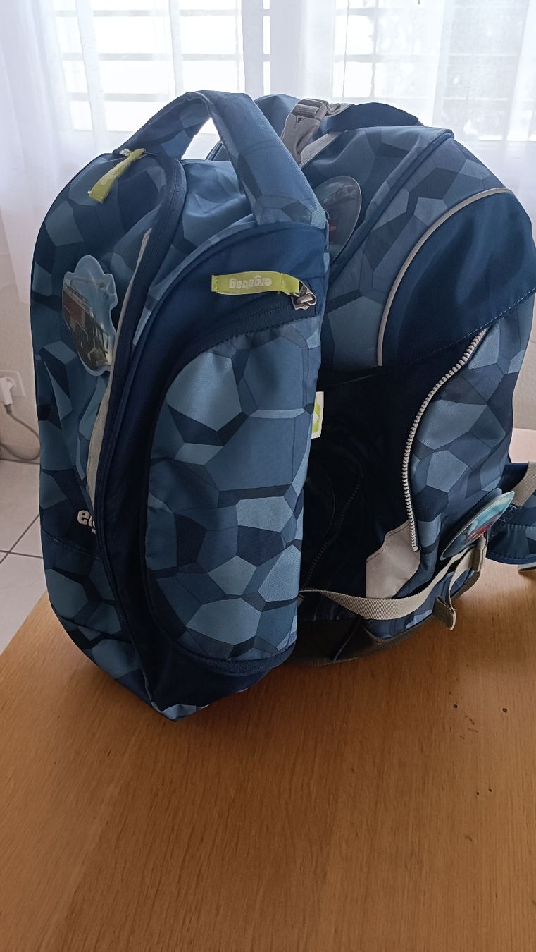 Ergobag Kindertaschen: Ergobag Schulthek mit Turnsack – Gebraucht aus Hinwil von Anlija 3