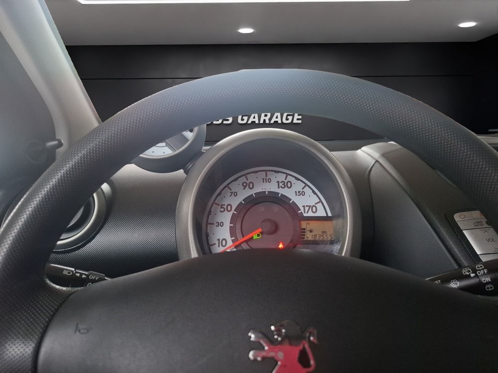 Peugeot Automobili: PEUGEOT 107 1.0 Trendy sehr gepflegt! – Usato da Baden venduto da GGBAG 8