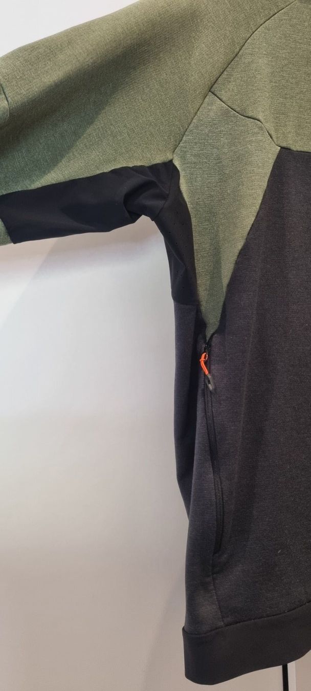 Dynafit Giacche: Dynafit Tour Wool Thermal Hooded Jacket – Usato da Pfeffikon LU venduto da Andy1969 1