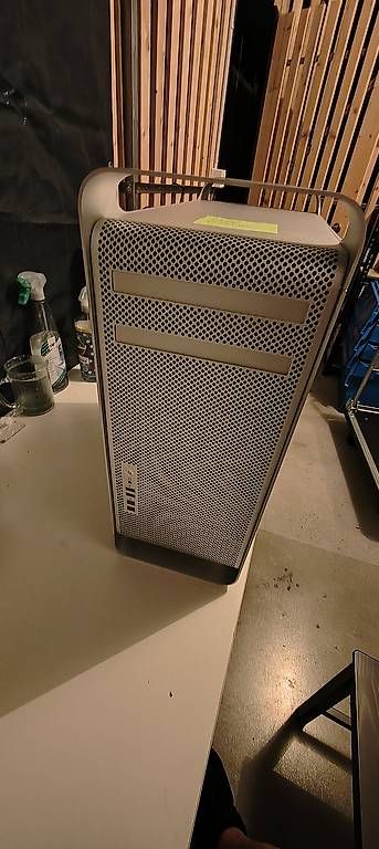 PCs: Mac Pro 5.1 – D'occasion à Zweidlen par jasko_ 1