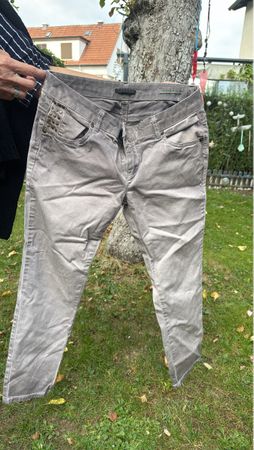 Damen Jeans Sisley Tokyo Slim Fit grau Grösse 27/28