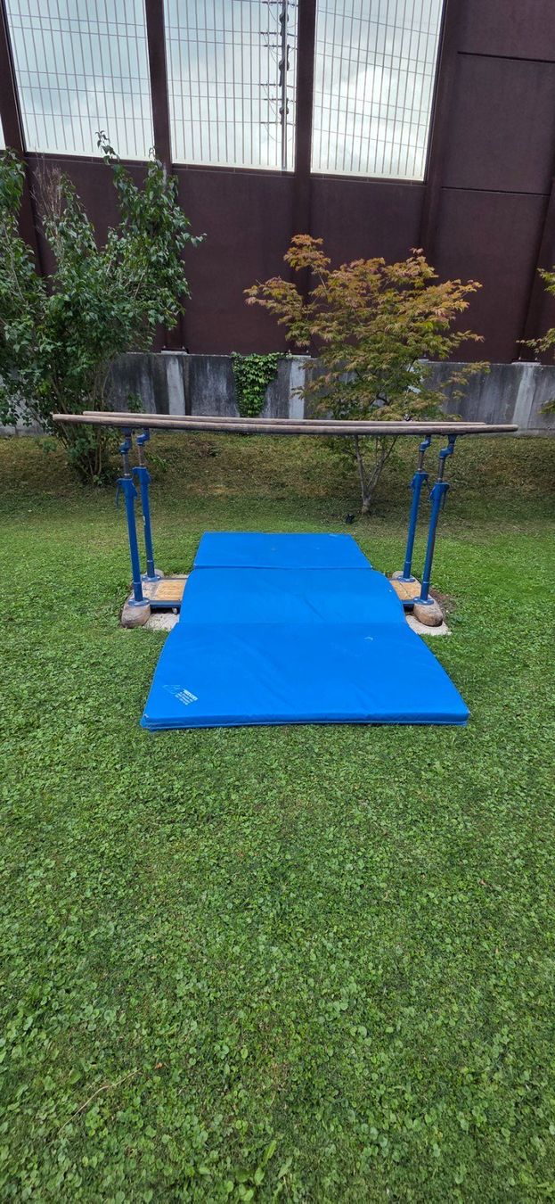 Hometrainer: Turnbarren – Usato da Heiligkreuz (Mels) venduto da SKQENH 1