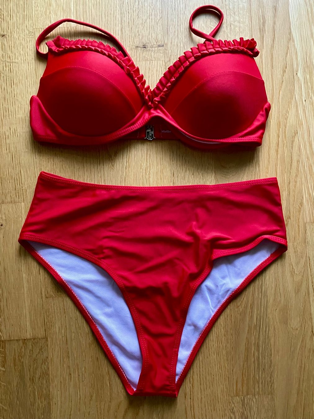 Costumi da bagno & Bikini: Bikini rot – Usato da Zollikofen venduto da AureusManus