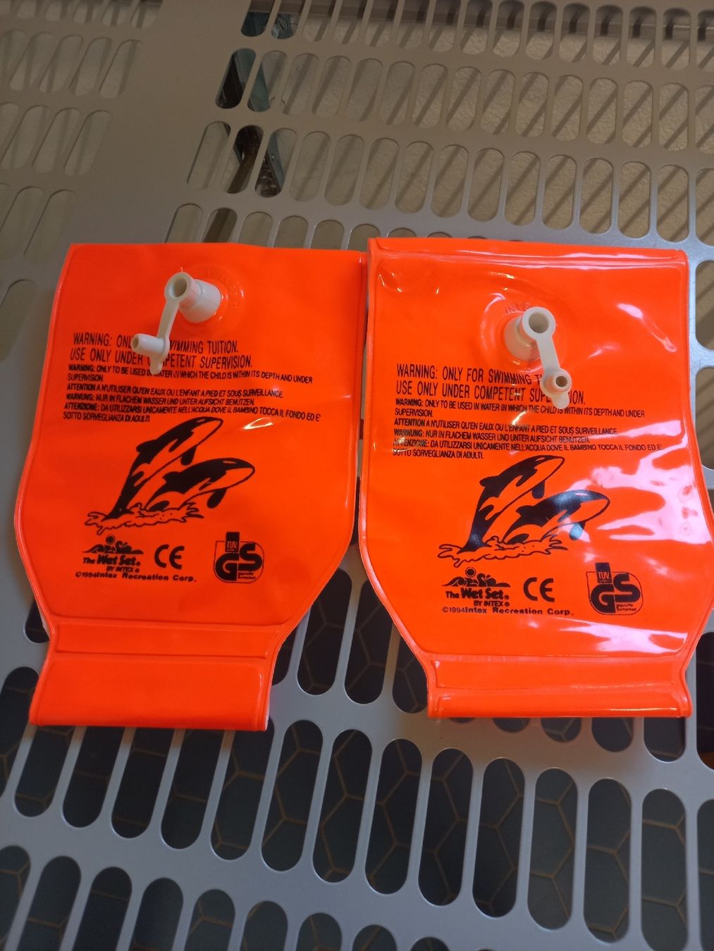 Bouées: Armschützer Schwimmhilfe Orange – D'occasion à Zürich par HansBald