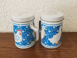 Salière et poivrière vintage en métal poule et canard