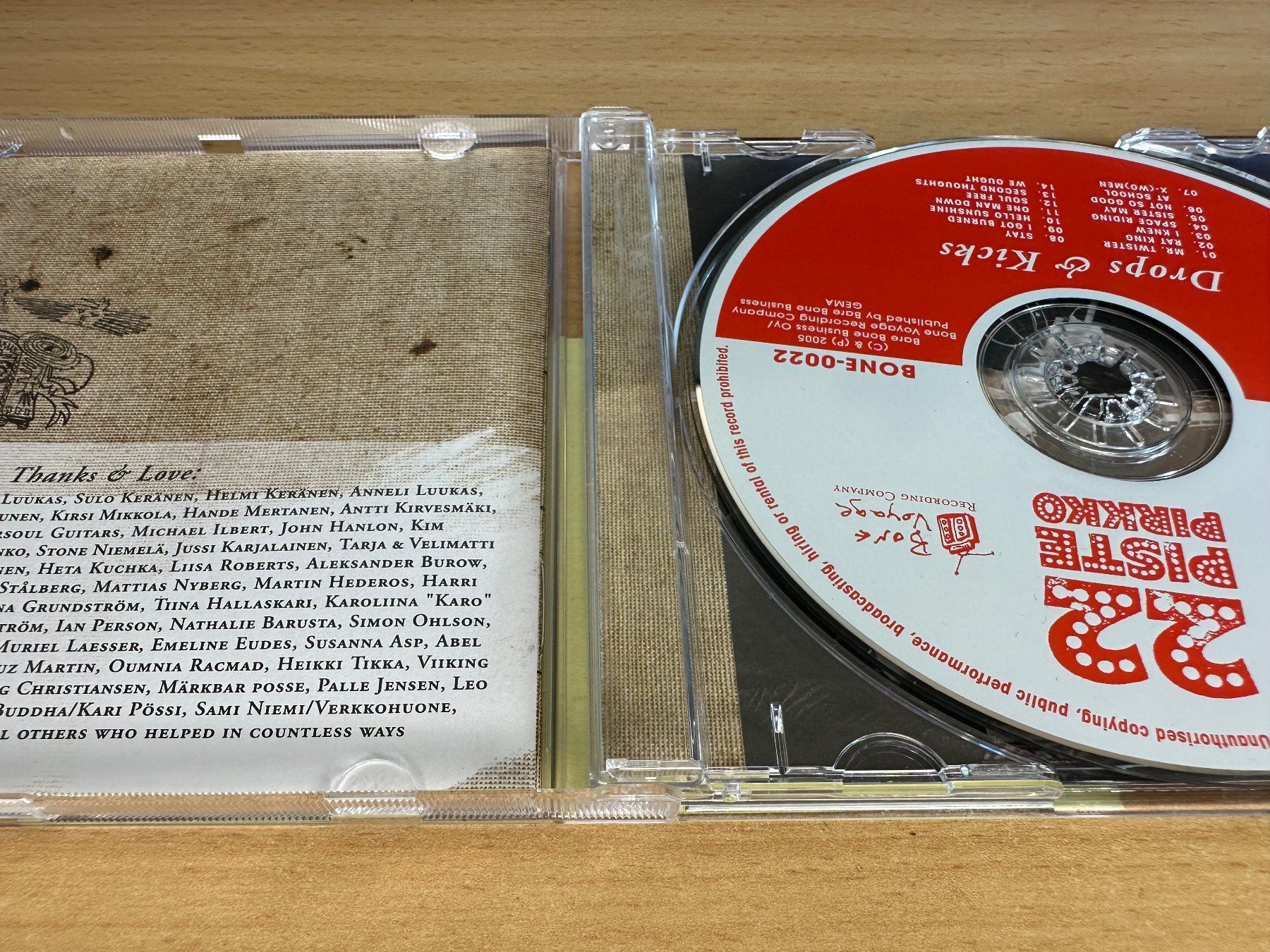CD: 22 Pistepirkko – Drops & Kicks – Usato da Rikon im Tösstal venduto da Alpenmutz 2