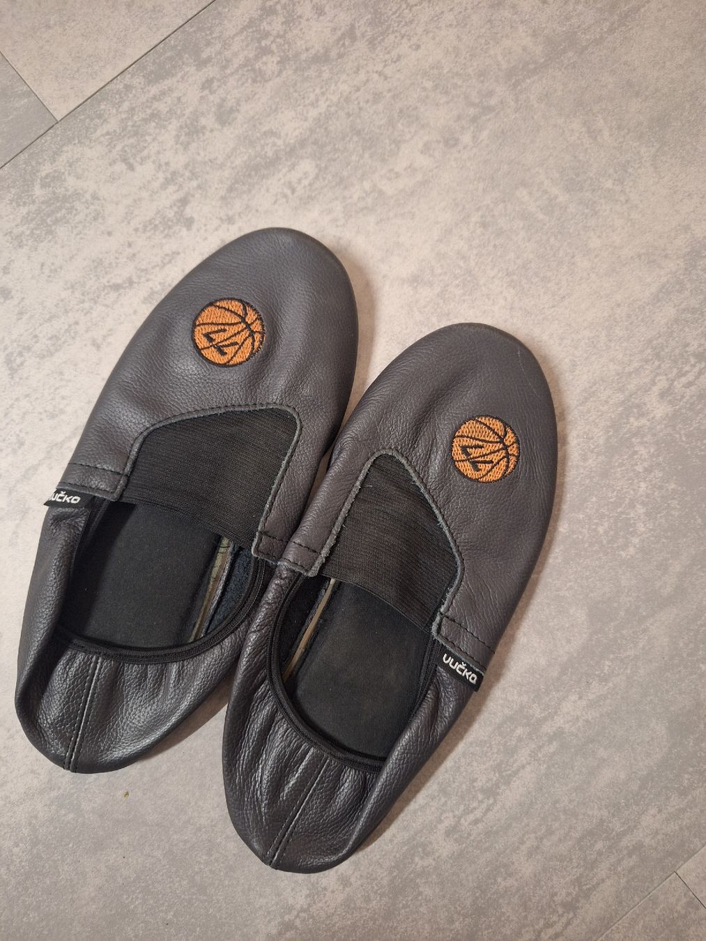 Scarpe per ragazzi: Jungen-Schulfinken 39 Leder – Usato da Ammerswil AG venduto da zokadi