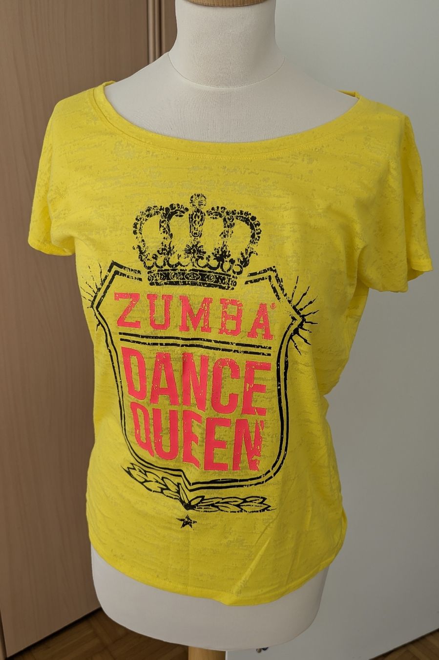 T-shirt: Zumba T-shirt – Usato da Zürich venduto da Stonejewelry