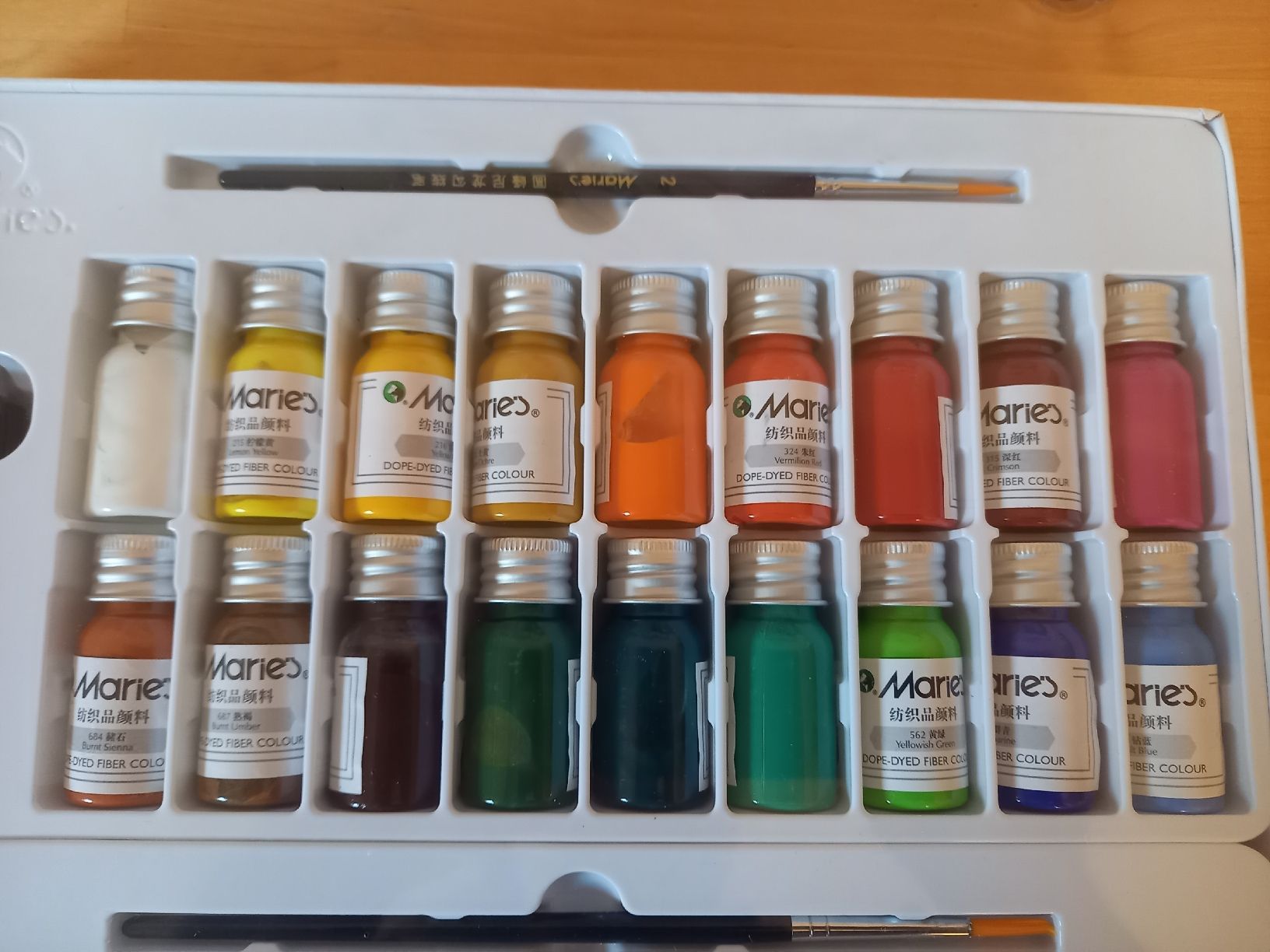 Peintures: Textil 36 Farben Set ungeöffnet  – Neuf avec emballage d'origine à Bern par Coma0001 1