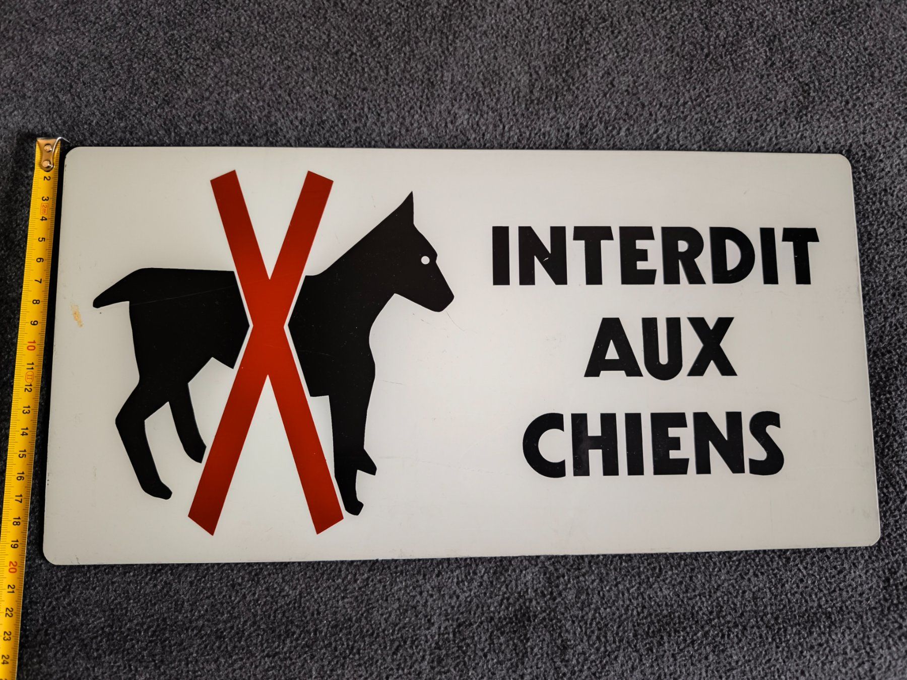 Schilder: Panneau signalisation "Interdit aux chiens" – Gebraucht aus Genève von lnicoGE 1