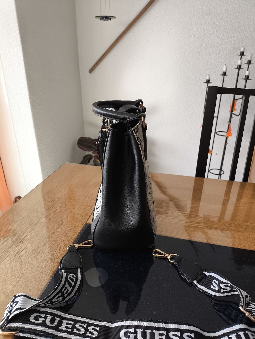 Guess Taschen für Damen: Handtasche GUESS – Neu (gemäss Beschreibung) aus Burgdorf von Ropajesi 2