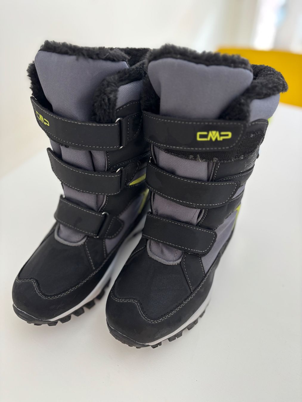 CMP Scarpe per ragazzi: Bottes de neige CMP enfant, pointure 33, neuf – Nuovo (secondo la descrizione) da Veyrier venduto da MargaritaR