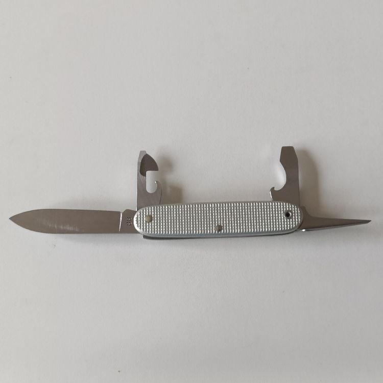Schweizer Armee Coltelli tascabile: Super Couteau militaire  Wenger Delémont 88 Top état – Usato da Vernayaz venduto da pet_qh5r 1