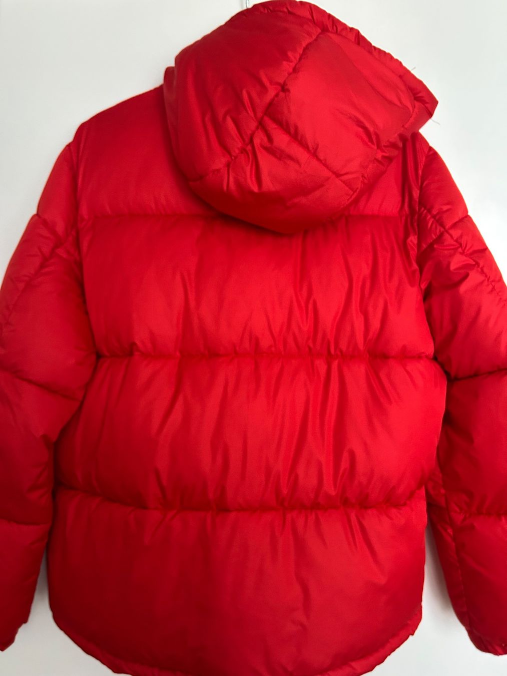 H&M Giacche: Rote Wind/Winterjacke H&M – Nuovo (secondo la descrizione) da Münsingen venduto da oriana.raima 1