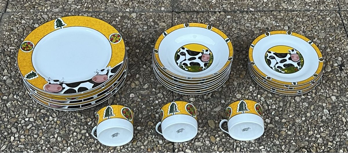 Set di piatti: Service de table Gallery by Inhesion motif vache – Usato da La Tour-de-Peilz venduto da Pansy02 1