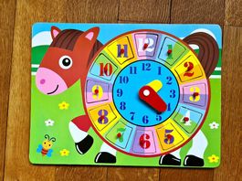 Spiel Uhr aus Holz / Puzzle / Pferd