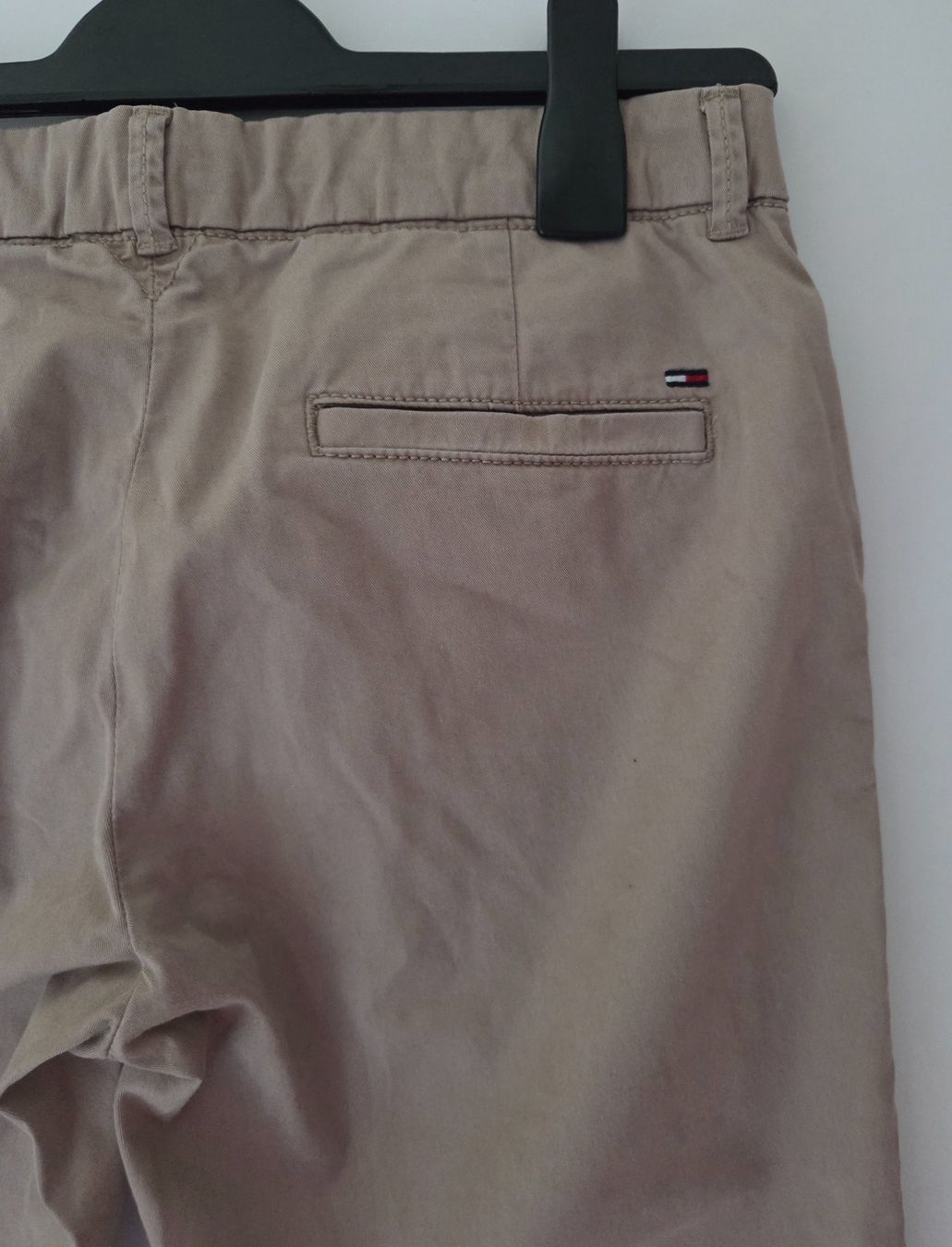 Tommy Hilfiger Pantaloni: Tommy Hilfiger Damenhose Gr. 27/34 – Usato da Engelberg venduto da ben_w6lm 3
