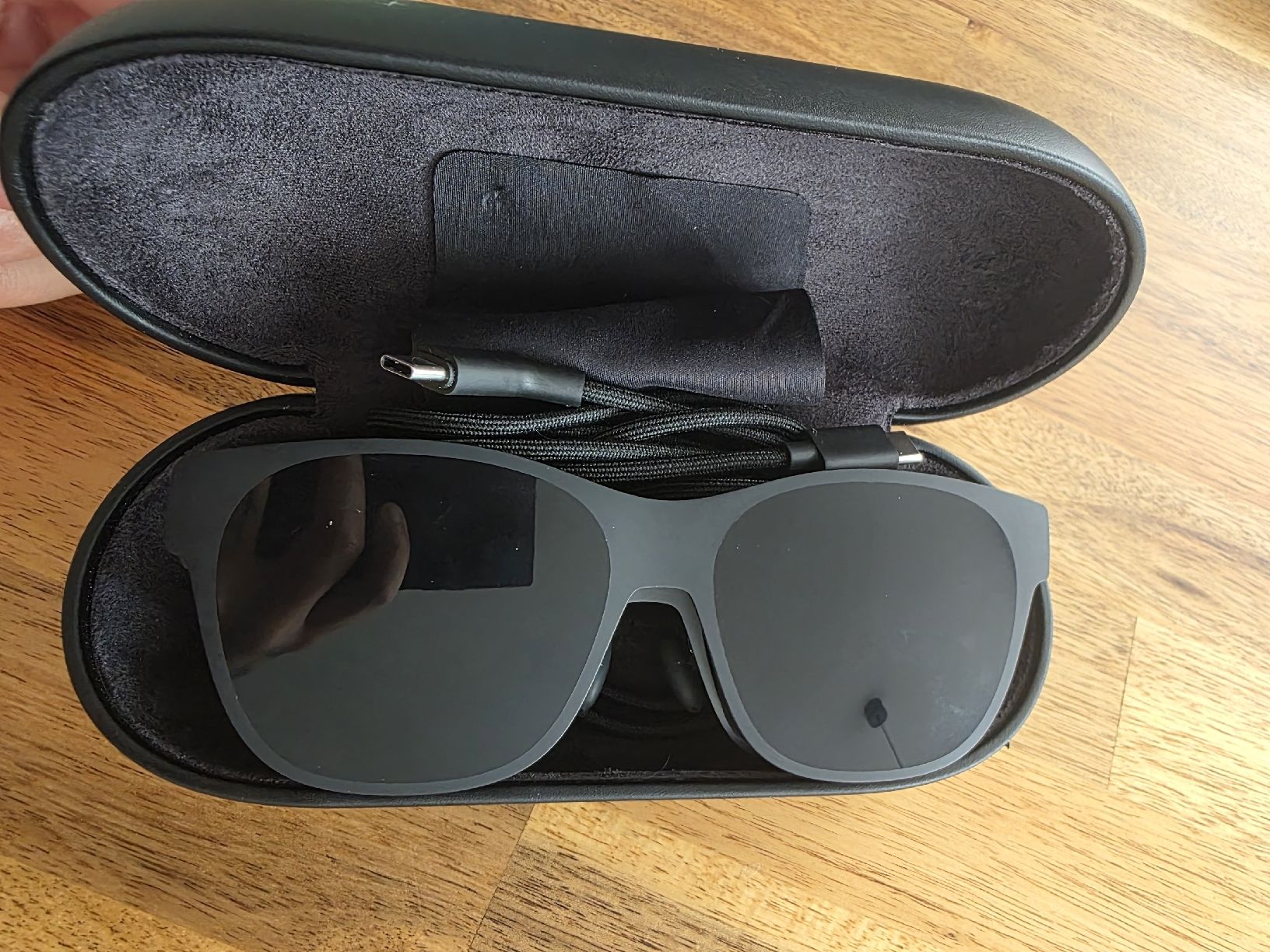 Casque VR: XReal Air 2 Pro – D'occasion à Luzern par tre_njx5 1