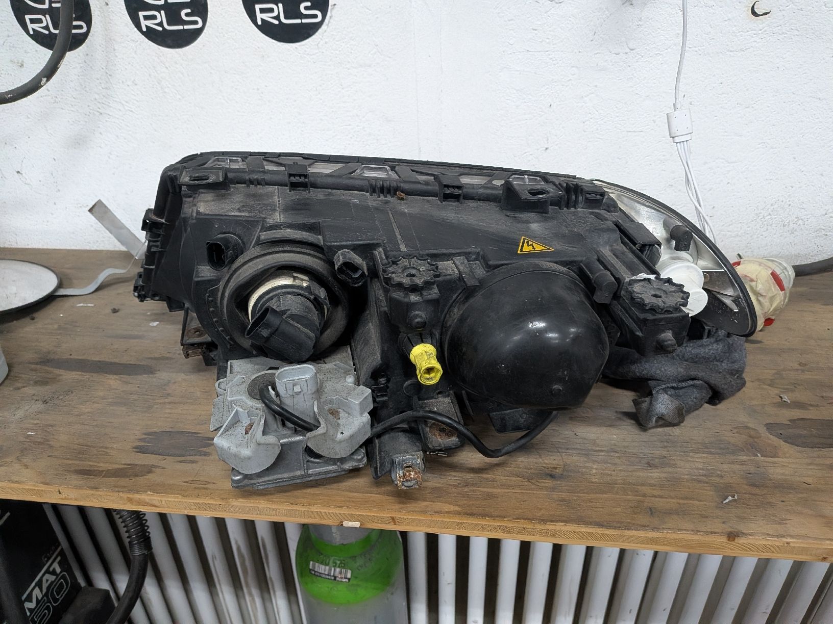 Bosch Scheinwerfer: BMW e46 Xenonscheinwerfer – Gebraucht aus Thalwil von Alberto001 2