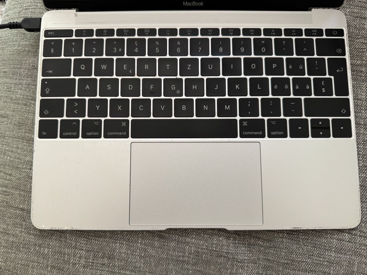 Apple Notebook: MacBook (2017) – Difettoso da Adliswil venduto da Busys 3