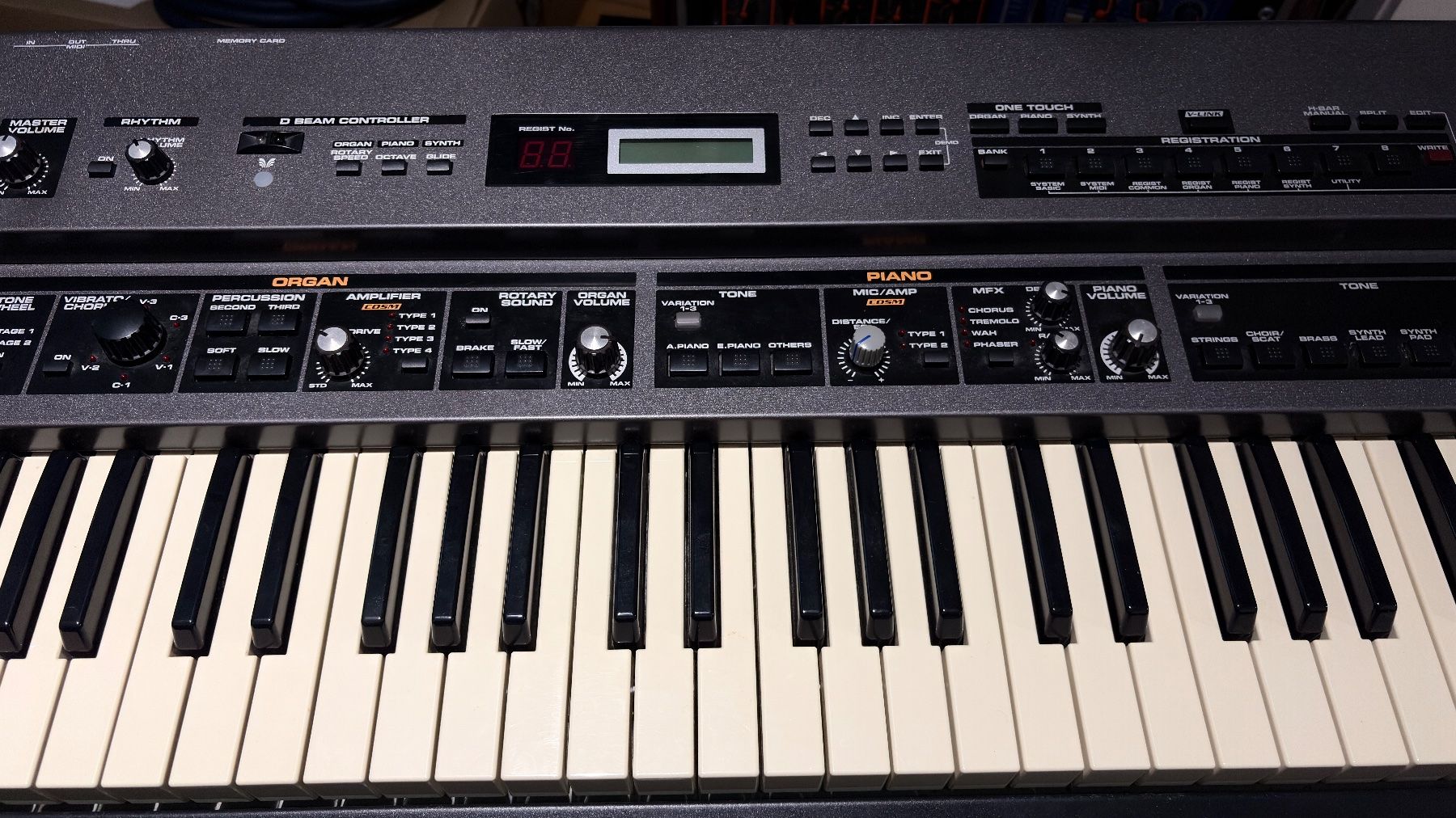Roland Musikinstrumente: Roland V-Combo VR-760 + Zubehör – Gebraucht aus Winterthur von denisskoklive 2