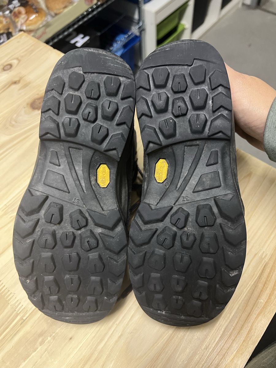 Lowa Scarpe per ragazzi: Lowa Wanderschuh/ Trekkingschuh – Usato da Huenenberg venduto da Zhang72 2