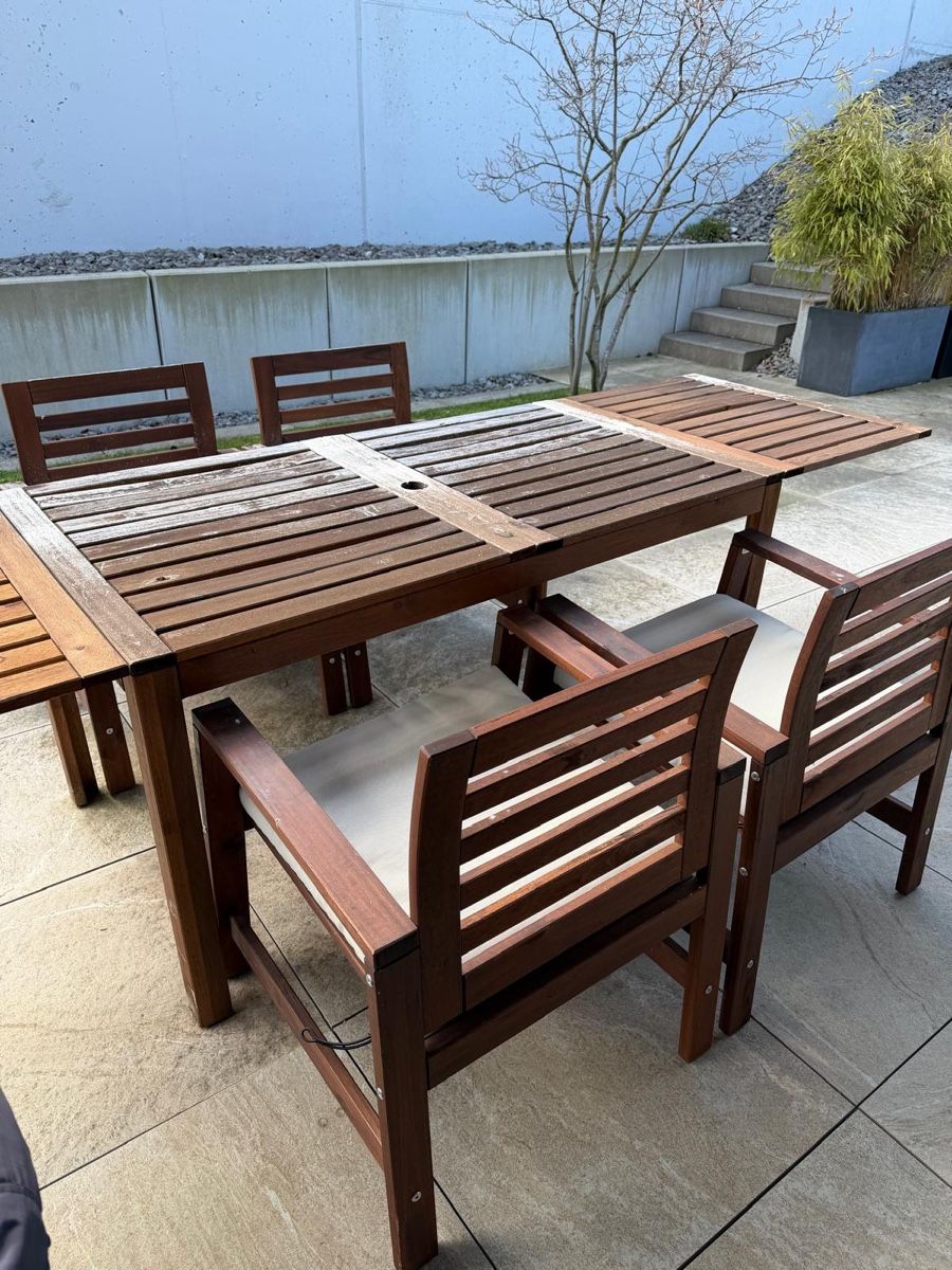 Tischset: Garten Tisch Set Holz ausziehbar + 4 Stühle – inkl. Kissen – Gebraucht aus Schindellegi von tbig