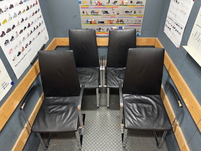 Sedie: Kama Freischwinger 4er Set – Usato da Zollikofen venduto da OberliAG 1