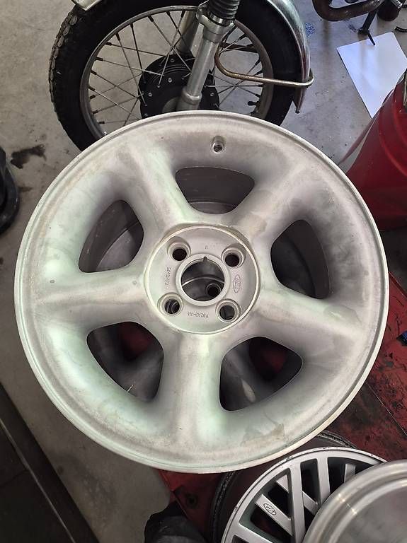Ford Cerchioni: Originalfelgen Ford Escort Cosworth – Usato da Dättlikon venduto da man_ct9m 2