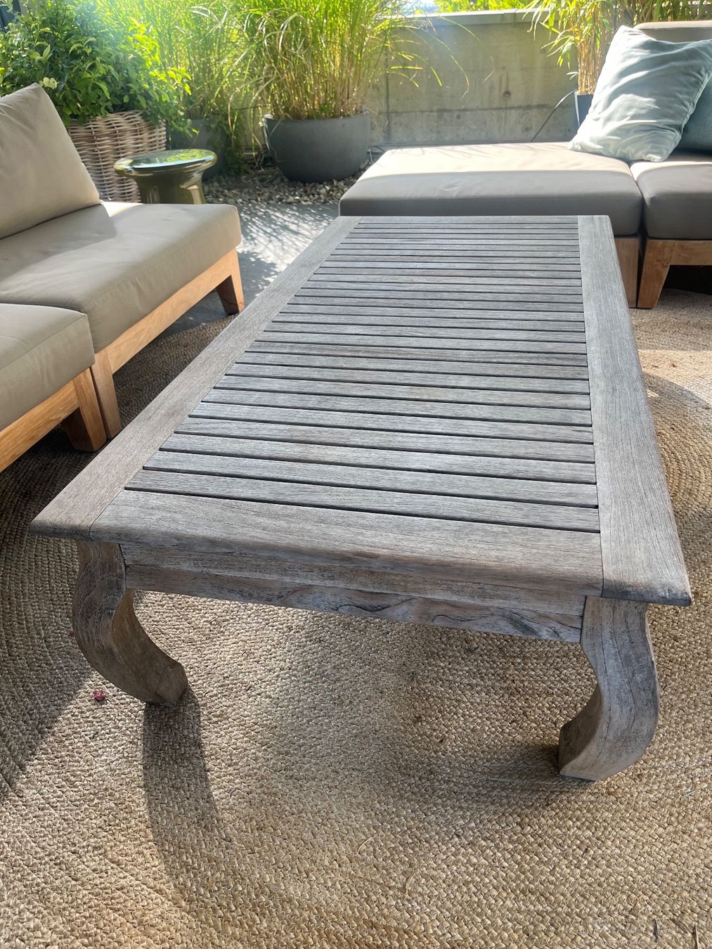 Pfister Tavoli: Schöner Garten-Couchtisch Teakholz – Usato da Wallisellen venduto da nad_2yyv 1