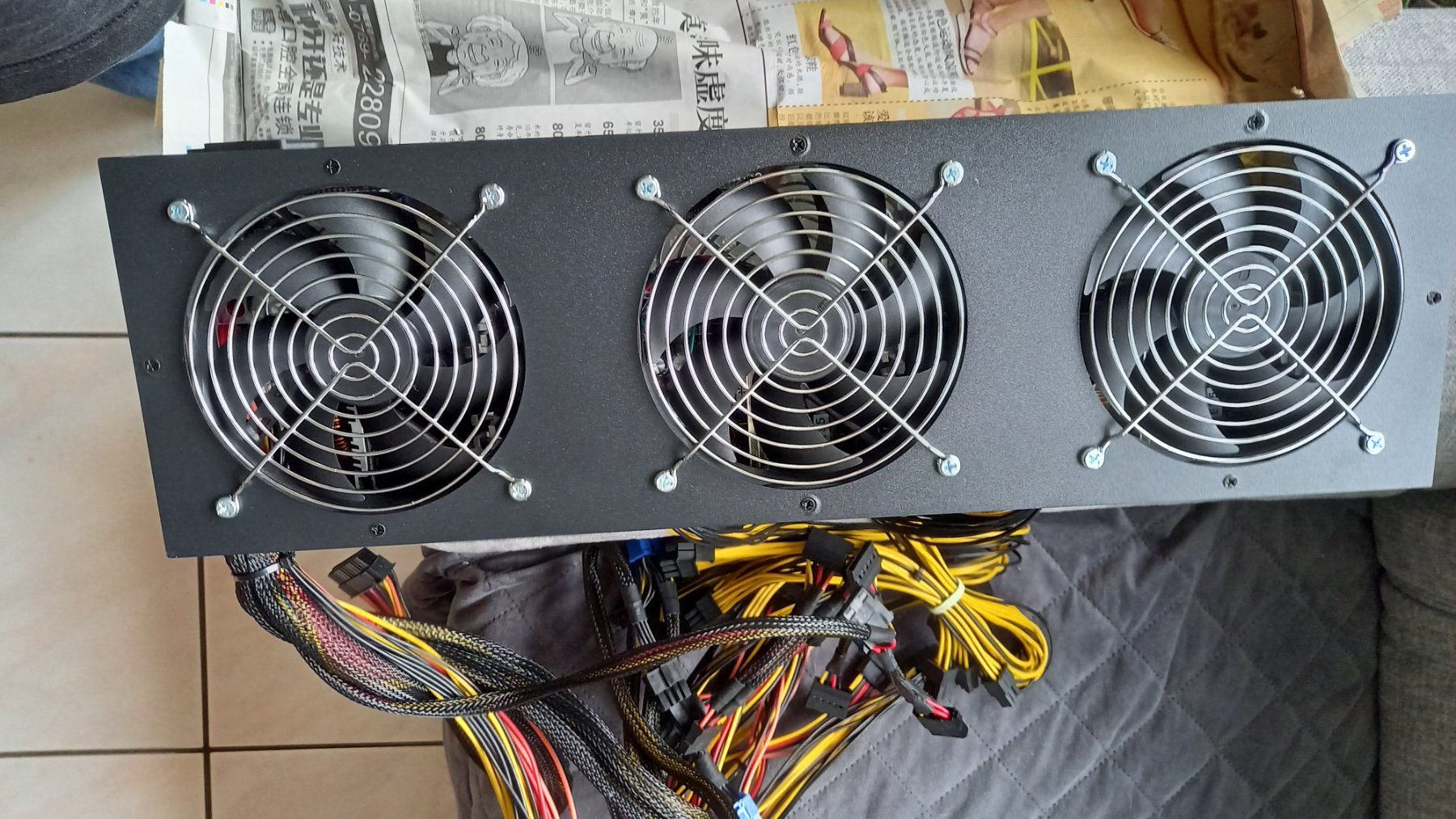 Componenti elettronici: lapsaipc stromversorgung 2600w 3 lüfter – Nuovo e nell'imballaggio originale da Wohlen AG venduto da poliziotto008