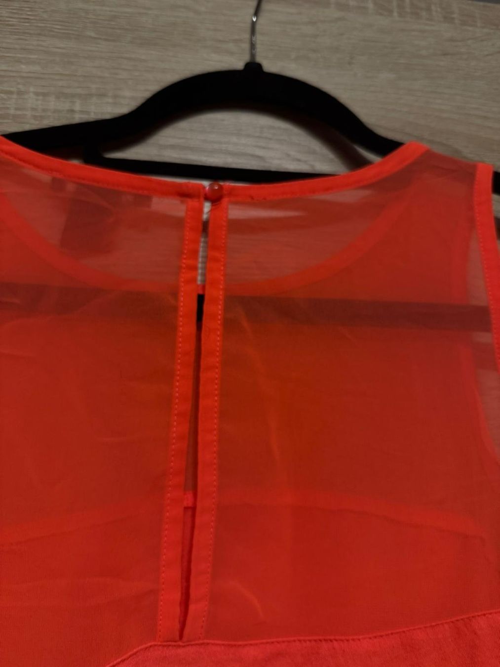 H&M Top: Débardeur orange fluo – Usato da Montreux venduto da Iza_81199 4