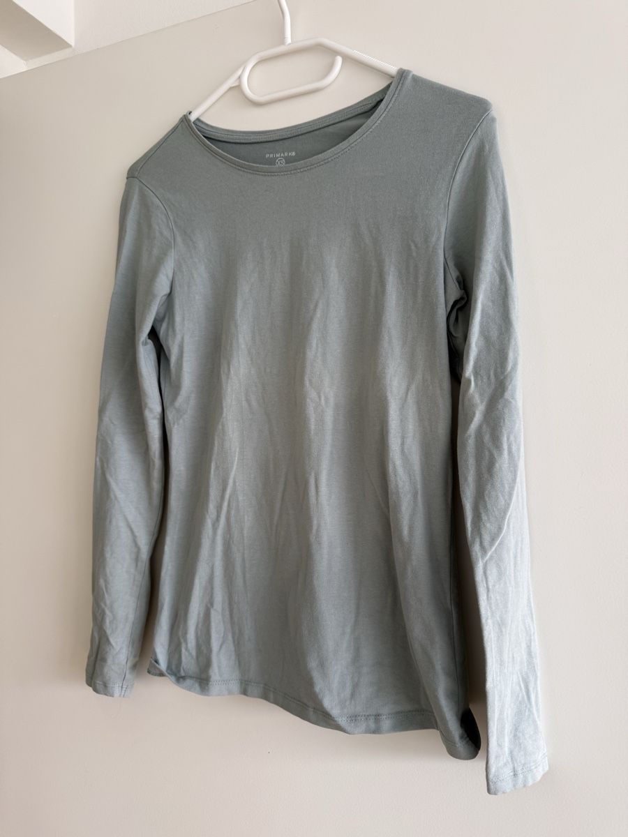 Kleiderpakete: Lot habits  – Gebraucht aus Monthey von sen_6ckr 4