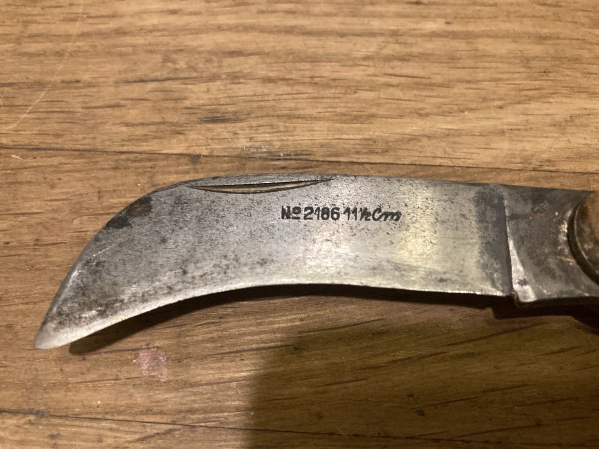 Posate: ANTIKE REBENMESSER GÄRTNERMESSER MESSER KLAPPMESSER – Usato da Bottmingen venduto da Surubi 1