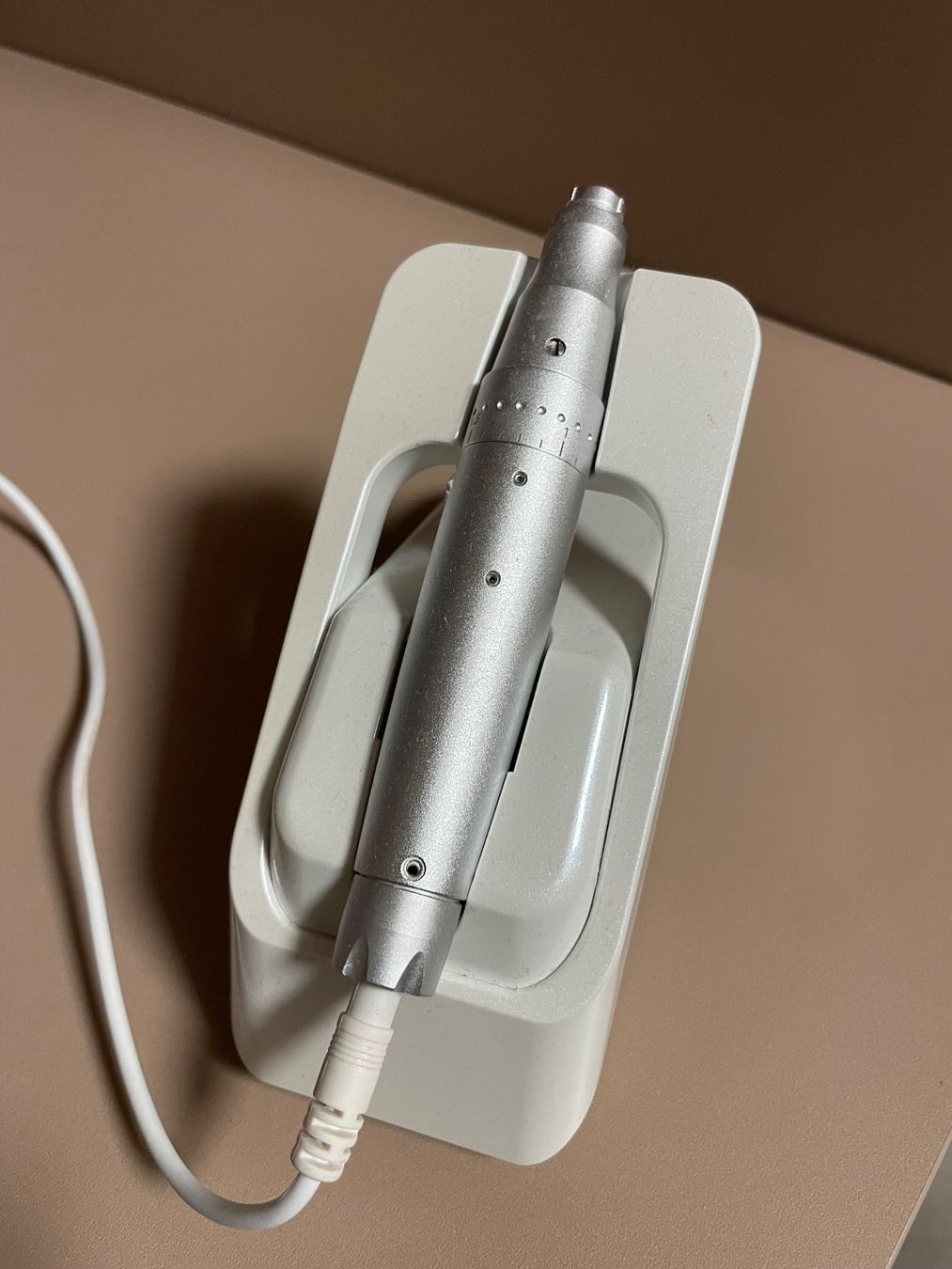 Cura del viso: BABOR TECH Micro Needling e-touch – professionelles Kosmetik – Usato da Zürich venduto da inf_n9fh 4
