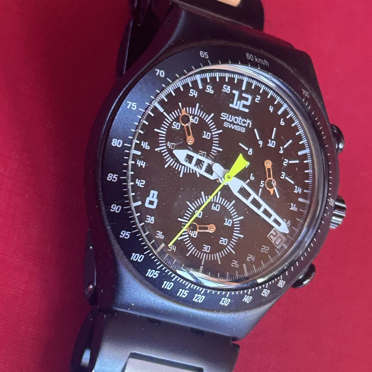 Swatch Orologi: Swatch Uhr  Chronograph Schwarz! – Usato da Laufen venduto da Bellavitaboom 1