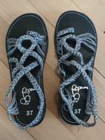 Ropeace Sandalen schwarz weiss geflochten Grösse 37