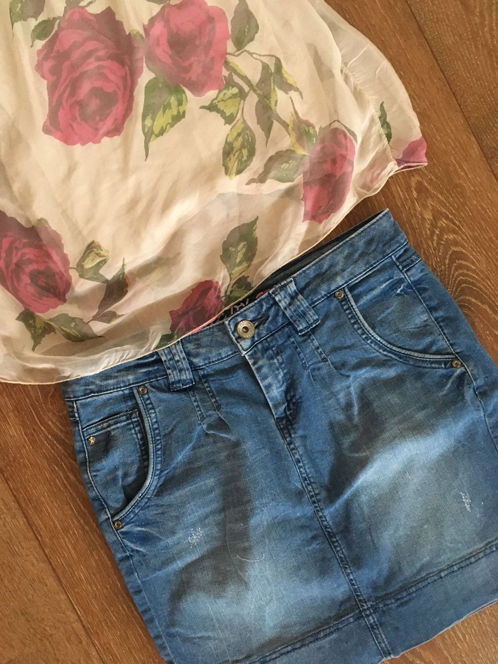 Esprit Gonne: Jeansrock Esprit, Top Ipsy Gr. 36 – Usato da Muotathal venduto da robin40 9