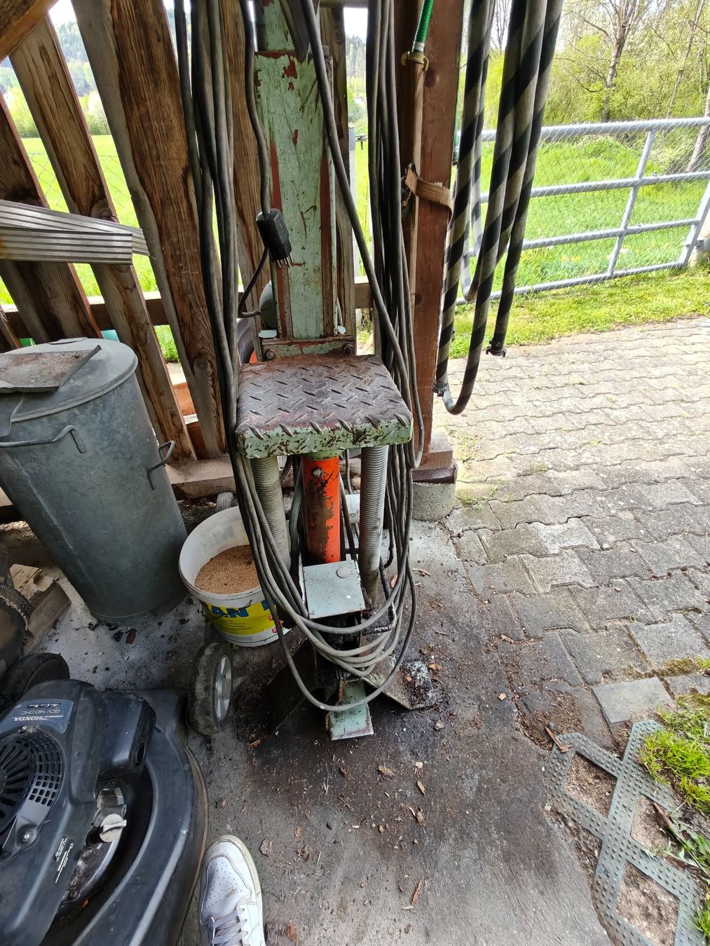 Tutte le macchine: Fandeuse a bois – Usato da Courrendlin venduto da dyd_rc5c