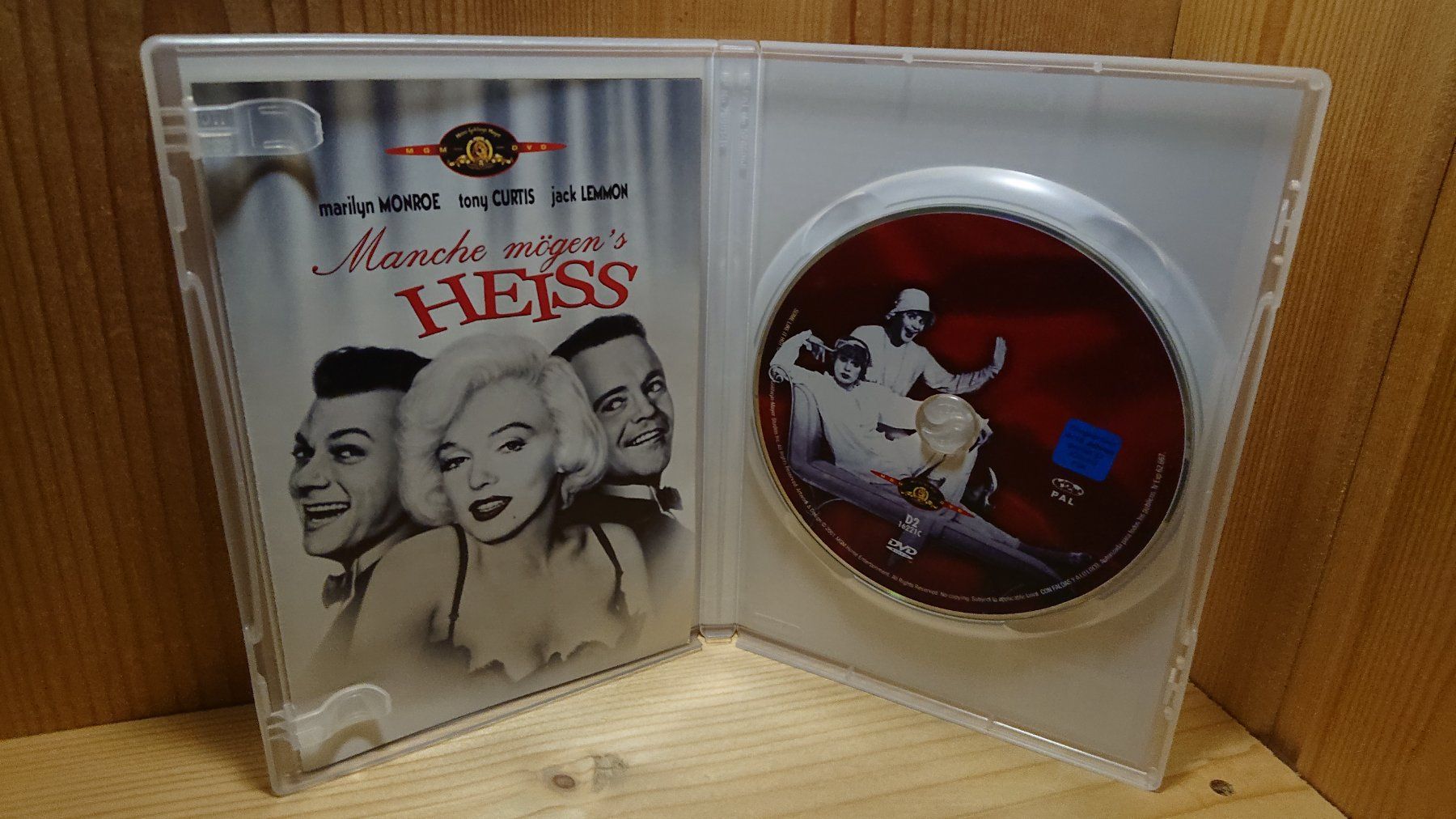 Tutti i DVDs: MANCHE MÖGEN'S HEISS DVD mit Marilyn Monroe – Usato da Wilderswil venduto da Exebub 4