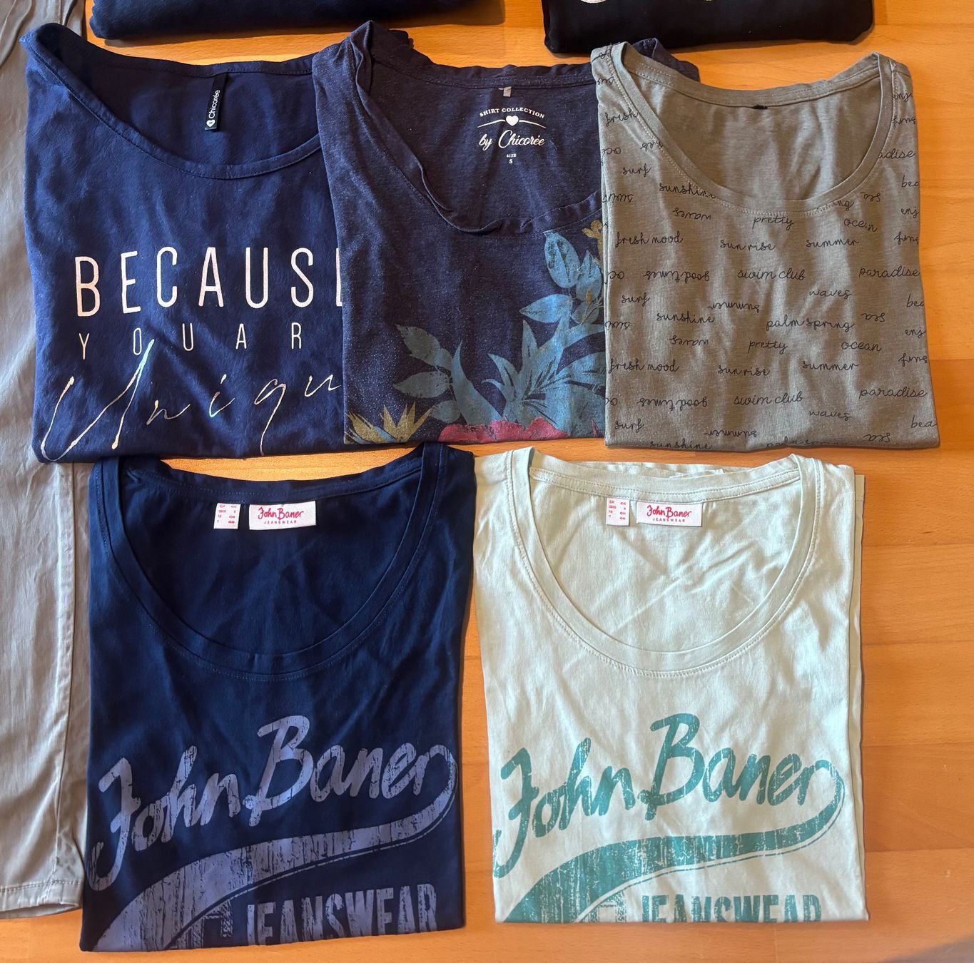 Lotti di vestiti: 9 teiliges Kleiderpaket Grösse S – Usato da Bonstetten venduto da swiss_diver 5