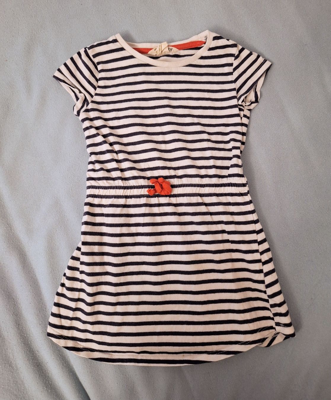 Kleiderpakete & -sets: Set 5 Girls' Dresses, size 98 – Gebraucht aus Volketswil von LisaSch1 3